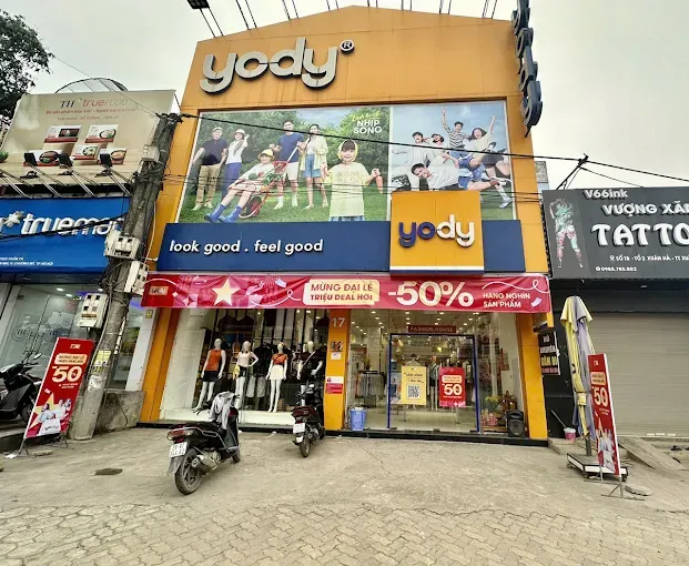 Một quán ăn địa phương gần Ngã tư Xuân Mai, Chương Mỹ